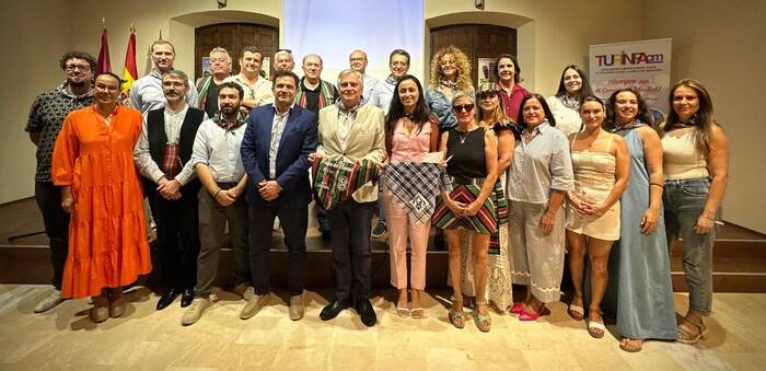 Ciudad Real y Villanueva de los Infantes hermanan sus fiestas estrella en defensa de la cultura manchega