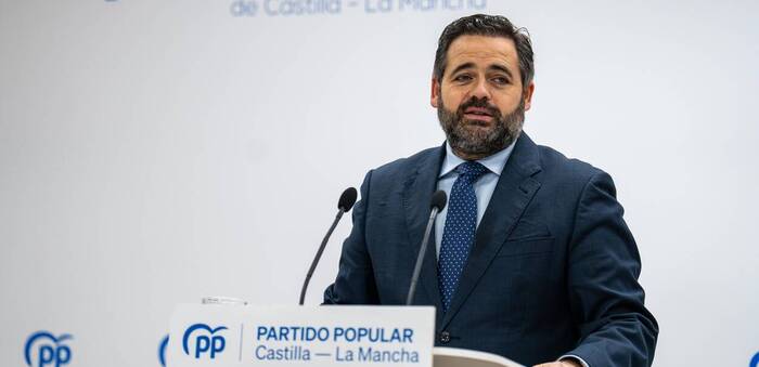 Núñez acusa a Page de "constante traición" a la sanidad regional tras 11 años sin combatir las listas de espera