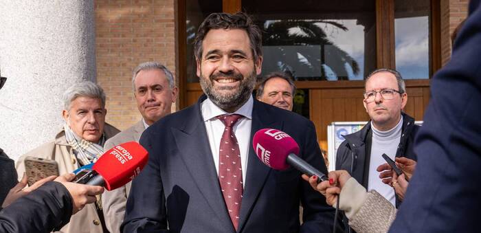 Núñez acusa a Page de "quitarse la careta" al apoyar la financiación que "humilla" a Castilla-La Mancha