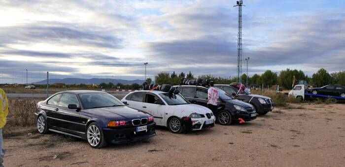 Disfraces y derrapes: Circuito San Juan vuelve a fusionar motor y Halloween