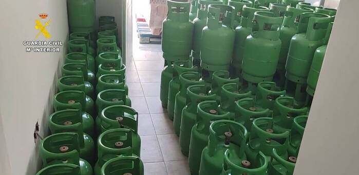 La Guardia Civil desarticula una red criminal que traficaba con gases fluorados altamente contaminantes para el medio ambiente