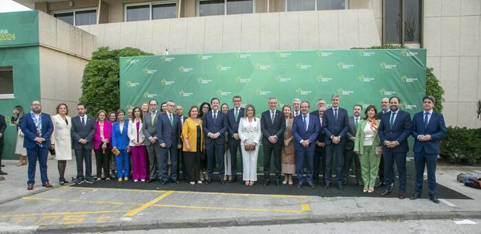 El Gobierno de Castilla-La Mancha destaca el compromiso de Eurocaja Rural con el desarrollo económico de la región