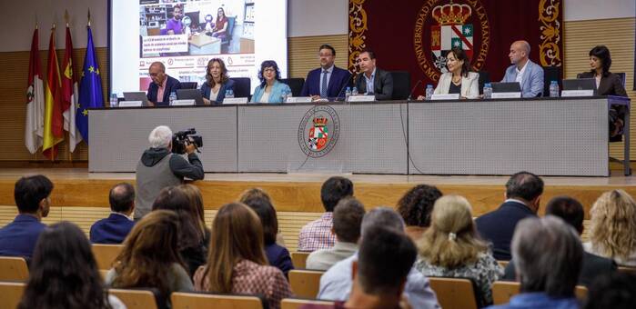Educación implantará el acceso digital obligatorio para acceder a la Intranet Docente y opcional en EducamosCLM