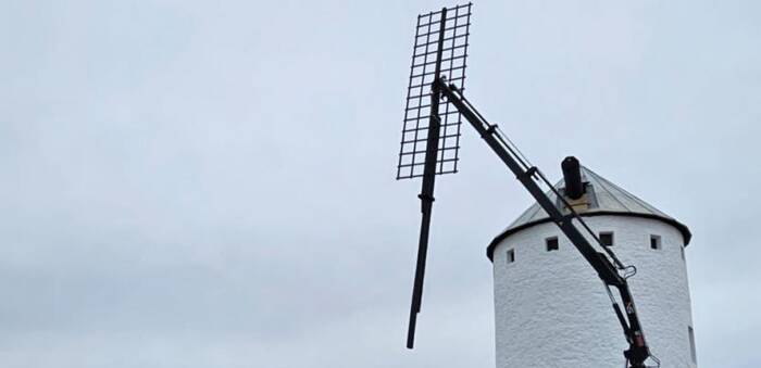 Las aspas del Molino 'Inca Garcilaso' de Campo de Criptana recuperan su esplendor