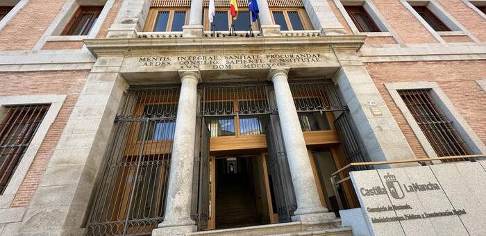 Junta y UCLM lanzan un plan para certificar las competencias digitales de la ciudadanía