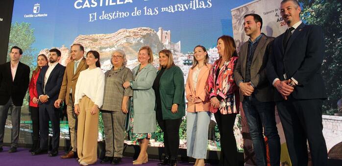 FITUR acoge la presentación de la feria “AOVE & NUTS Experience 2024” de Talavera de la Reina