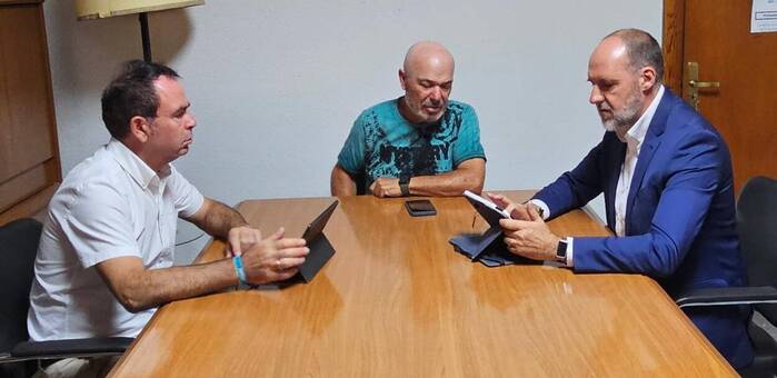 Incendio en Navalmoralejo y La Estrella: evalúan daños iniciales y activan apoyo institucional