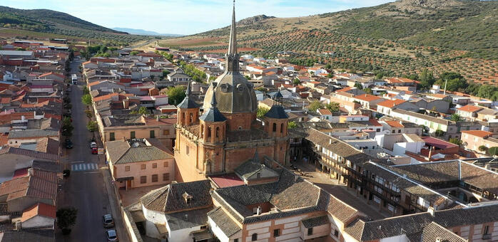 San Carlos del Valle brilla como destino turístico esta Semana Santa a pesar de las lluvias