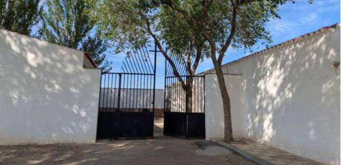 Albacete invertirá casi 50.000 euros en mejorar los accesos y el interior del cementerio de Santa Ana