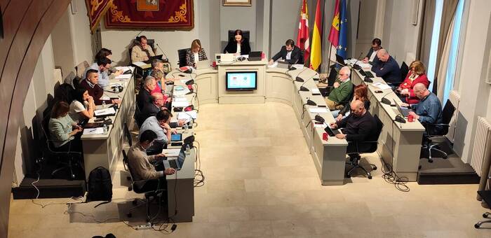 El Pleno de Alcázar de San Juan aprueba por unanimidad el Plan de Actuación Integrado y debate sobre el 8M
