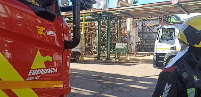 Una explosión en la planta de amoniaco de Fertiberia en Puertollano deja un trabajador herido leve