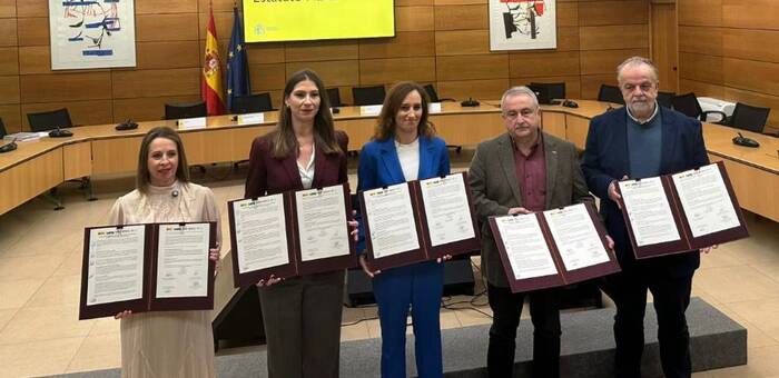 Los sindicatos sanitarios y el Ministerio de Sanidad acuerdan el anteproyecto del nuevo Estatuto Marco que renueva el 70% del texto actual