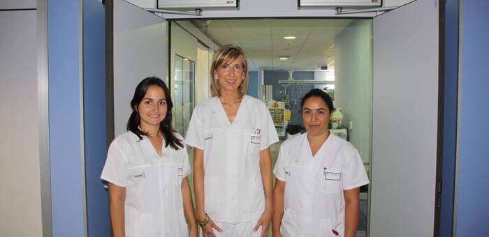 imagen de Enfermeras de la UCI del Mancha Centro premiadas por un estudio de satisfacción entre familiares de pacientes