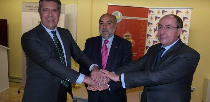 Manzanares, INCYDE y la Cámara de Comercio firman el convenio para construir el nuevo Vivero de Empresas