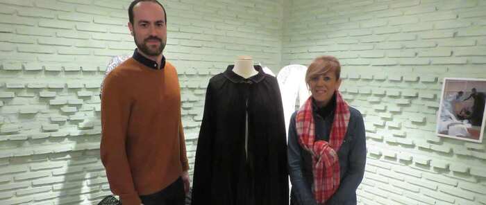 El Museo Manuel Piña recibe la donación de “una joya icónica” del diseñador