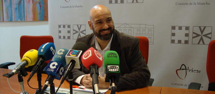 imagen de El concejal de Deportes de Alcázar de San Juan informa de la gestión de la Liga de Tiempo Libre que se ha conveniado con una Asociación en cumplimiento de la legalidad vigente