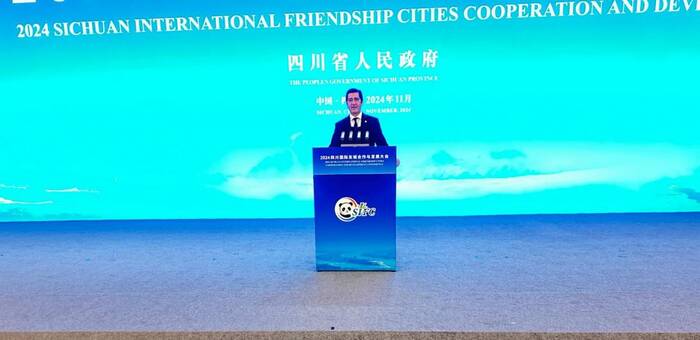 El Gobierno de Castilla-La Mancha explora oportunidades de desarrollo, sostenibilidad e innovación en el foro internacional de Sichuan