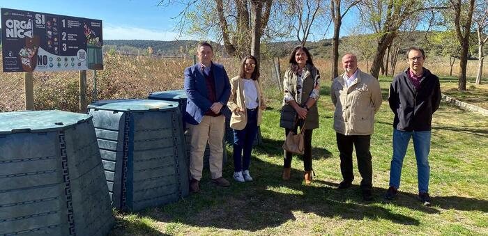 RSU Medio Ambiente, Junta de Comunidades y Ayuntamiento de Ruidera inauguran una zona de compostaje comunitario en las Lagunas de Ruidera