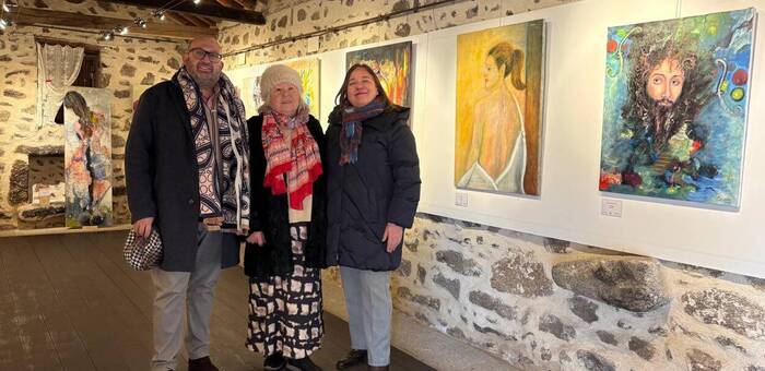 `Galería de retratos´ reúne la evolución pictórica de Avelina Sánchez-Carpio en Santa María de Melque