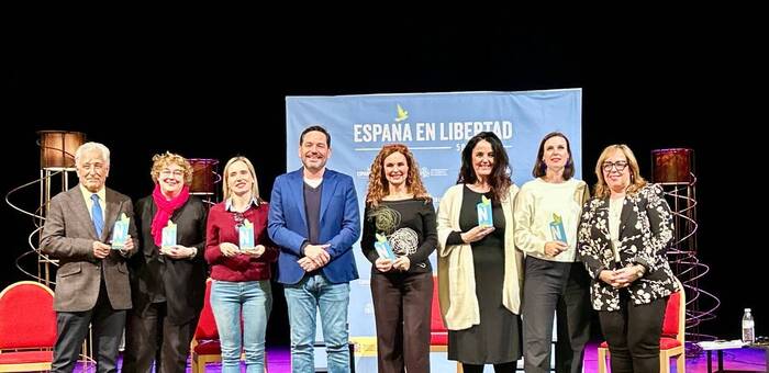 El Teatro de Almagro acoge el encuentro “La democracia con voz de mujer, en femenino” dentro del programa nacional “España en Libertad – 50 años”