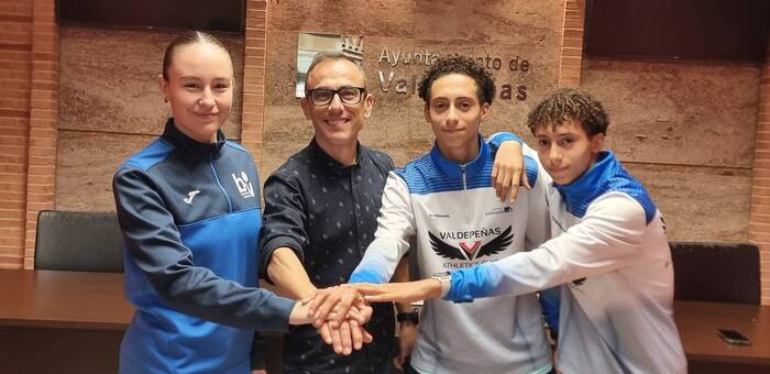 Valdepeñas beca a 105 deportistas locales con una bolsa de 15.000 euros