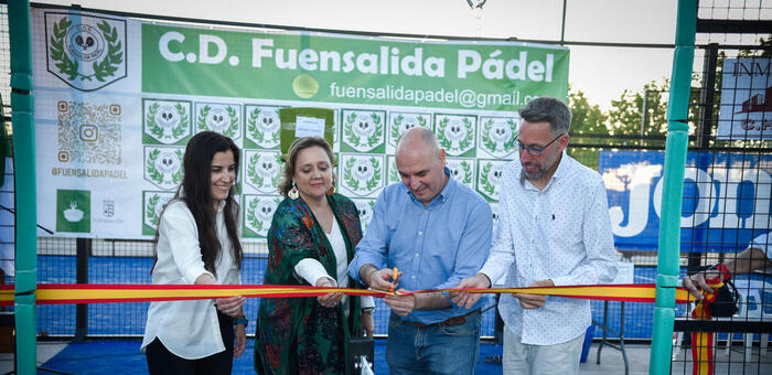 El Ayuntamiento de Fuensalida continúa apostando por el deporte con la inauguración de dos nuevas pistas de pádel panorámicas de cristal