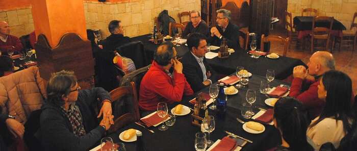 El alcalde de Valdepeñas y los colectivos culturales persiguen “mantener a Valdepeñas como ciudad de referencia en el mundo de la cultura”