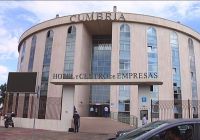 imagen de Desamparados y en situación de indefensión se sienten los 70 empresarios que luchan contra el cierre del Cumbria  Imagen: Desamparados y en situación de indefensión se sienten los 70 empresarios que luchan contra el cierre del Cumbria